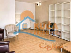 Izdaje se ulični lokal u blizini Šojke, 30m2