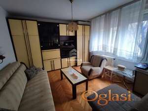 Dvosoban sa terasom, idealna lokacija ID#9096