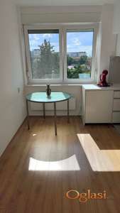 IZDAVANJE STANA ZA KANCELARIJU