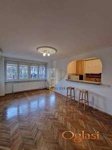 Stan 2.0 polunamešten Ušće-Sava Centar