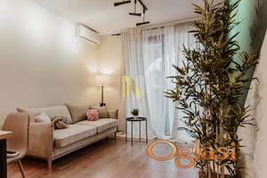 Pupinova palata - moderno namešten 2.0 stan