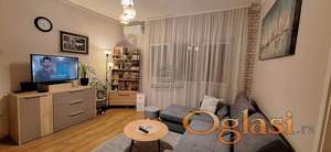 Renoviran stan u mirnoj ulici ID#8681