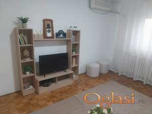 DVOSOBAN STAN – ODLIČNA LOKACIJA-ODMAH USELJIV