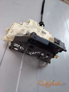 Pasat b7 Centralna brava zadnja desna