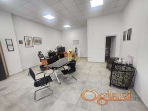 Izdavanje - poslovni prostor - novogradnja - centar - blizina pozorišta