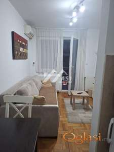 Izdaje se prelep jednoposoban stan !!- Adamovićevo naselje ID#7927