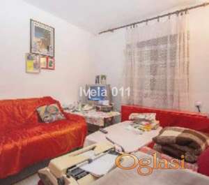 Uknjižen stan - Dorćol ID#3896