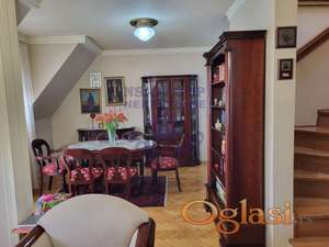 Lokacija je odlična, blizu je Kej,Riblja pijaca, osnovna škola,marketi