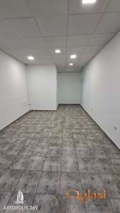 Izuzetna lokacija, TC Mala Piramida, renoviran ID#1137