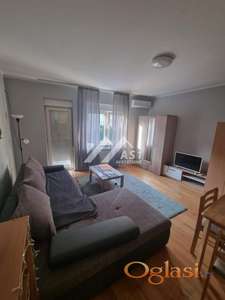 Lux garsonjera u Ćirpanovoj ID#7342