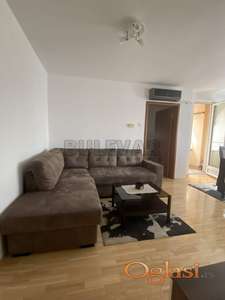 Izdaje se stan na Paliluli