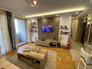 Na prodaju trosoban stan u Branka Bajića, 65m2!