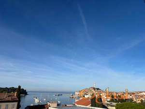 ROVINJ-TOP LOKACIJA-POGLED NA MORE I STARI GRAD-CENTAR