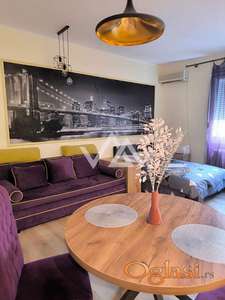 Izdaje se 1.0 stan, Stari grad