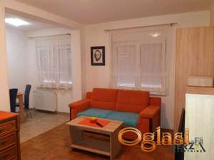 KOMFORNA, NAMEŠTENA GARSONJERA, SOCIJALNO