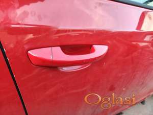 Golf 6 prednja desna kvaka spoljna Originalni delovi  Moguca ugradnja delova  Alfa Romeo 147-156-166-159-GT-MiTo-Giulietta Fiat bravo 2 - croma -grande punto -multipla 2 -punto 3 -stilo-idea Freemont Panda 3 500L 500 Lancia ypsilon-delta-musa-lybra Volkswagen Golf 6  Ukoliko zelite da porucite Posaljite poruku preko sms poruke ili pozovite na telefon 0616115961