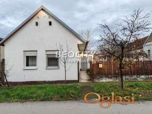 Ruma, Širi centar, Industrijska , 1.0, 60m2 Ekskluzivna prodaja - starija manja kuća u Rumi