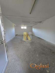 Poslovni stambeni objekat na Klisi