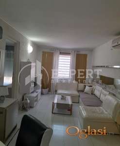 Izdaje se stan u naselju Ratko Jović!