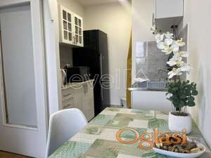 NOVI SAD - BULEVAR OSLOBOĐENJA - 33.00 m2