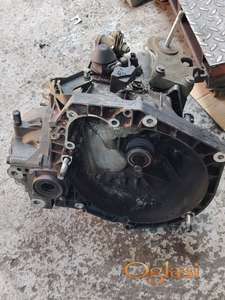 Lancia delta 1.6 jtd menjac Originalni delovi  Moguca ugradnja delova  Alfa Romeo 147-156-166-159-GT-MiTo-Giulietta Fiat bravo 2 - croma -grande punto -multipla 2 -punto 3 -stilo-idea Freemont Panda 3 500L 500 500x Lancia ypsilon-delta-musa-lybra Volkswagen Golf 6  Audi a3 2012-2020 Volkswagen Passat B7  Ukoliko zelite da porucite Posaljite poruku preko sms poruke ili pozovite na telefon 0616115961