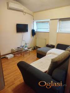 SATELIT 24m2 JEDNOSOBAN, UKNJIŽEN