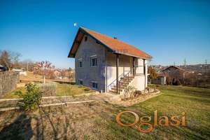 Odlična kuća na Petrovaradinu, 109 m2