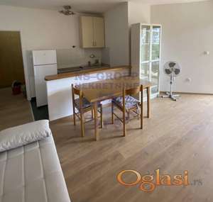 Izdaje se lepo nameštena garsonjera površine 33m²