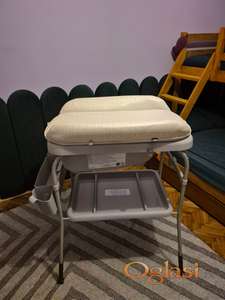 Chicco kadica i pult za presvlacenje