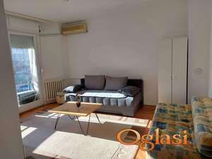 GRBAVICA-jednosoban stan SA PARKING MESTOM