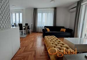 Novi Sad - Grbavica - Alekse Šantić - jednoiposoban stan - odmah useljivo - 450 eura