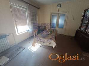 Kuća u centru Temerina!