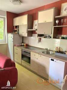 2.0. CG, renoviran, prvi sprat, top lokacija ID#1116