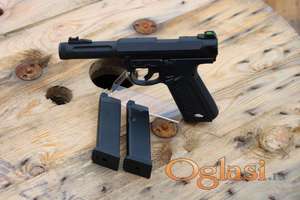 Airsoft Pistolj NOV Action Army AAP-01 2okvira+gas+kuglice