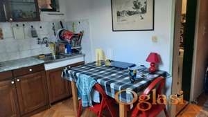 Jednosoban stan, Devet Jugovića