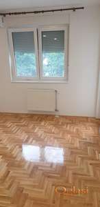 Odmah useljiv prazan stan