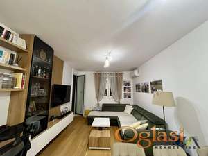 BULEVAR PATRIJARHA PAVLA - DVOSOBAN, 2. SPRAT, BEZ ULAGANJA 