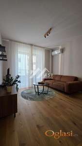 IZDAJE SE LUX STAN NA ROTKVARIJI ID#5270