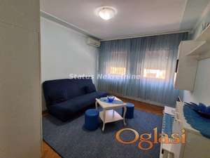 NAMEŠTEN JEDNOSOBAN STAN 30M2 KOD BULEVARA 250EU