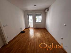 Nenamešten stan dvosoban 38m2