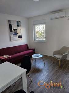  PRELEPA GARSONJERA SA PARKING MESTOM NA ADICAMA