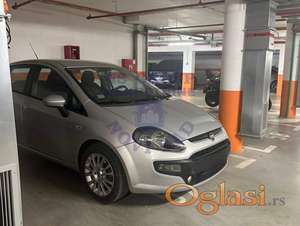 Garazno mesto u Cara Dusana, 16m2