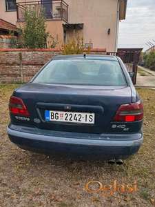 Volvo С 40