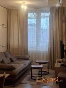 ​IZDAVANJE: RENOVIRAN STAN 40m² - CENTAR GRADA (PODBARA)!
