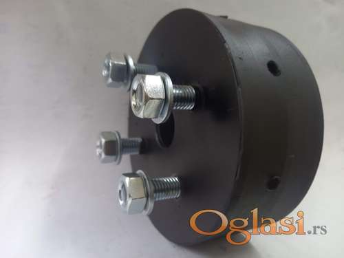 Nosač prednjeg blatobrana za traktor CASE  Front mudgard / fender pivot