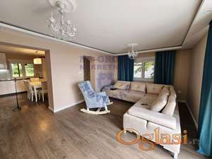 Kuća sa fantastičnim pogledom - Sr. Kamenica - Čardak! Retko u ponudi!