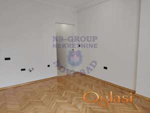 573945-Garsonjera-25m2-Centar