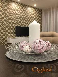 Izdavanje-Luksuzno opremljen stan na Novom Beogradu u Elitnom Naselju A Blok