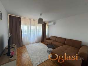 Izdaje se 2.0 stan kod Botaničke bašte, 60m2