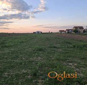 Odličan građevinski plac - Futog